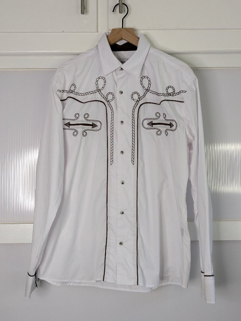 Ace of Diamond White Ranch Pearl Snap Button Down Brown Embroidered Detail Rope